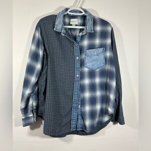 Women’s American Eagle Blue Plaid Shirt